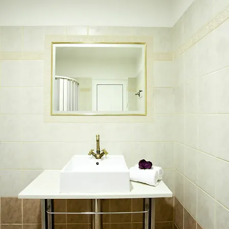 Otel Elizabeth Atina